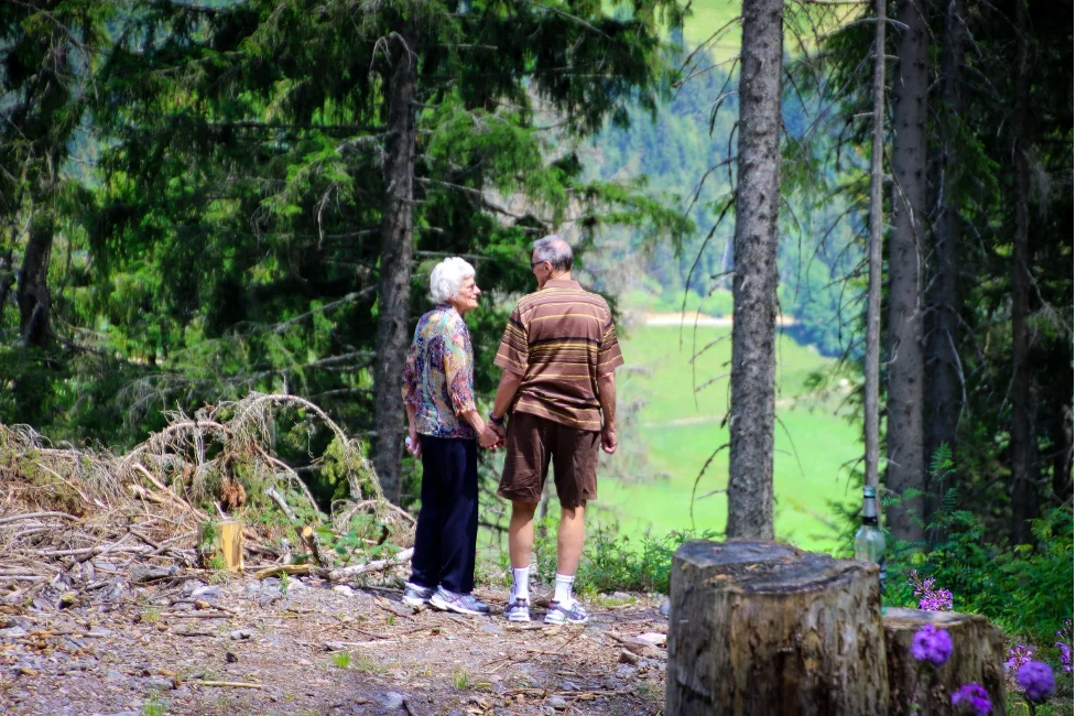 5 Ways to Celebrate Your Seniors for National Celebration of Life Day