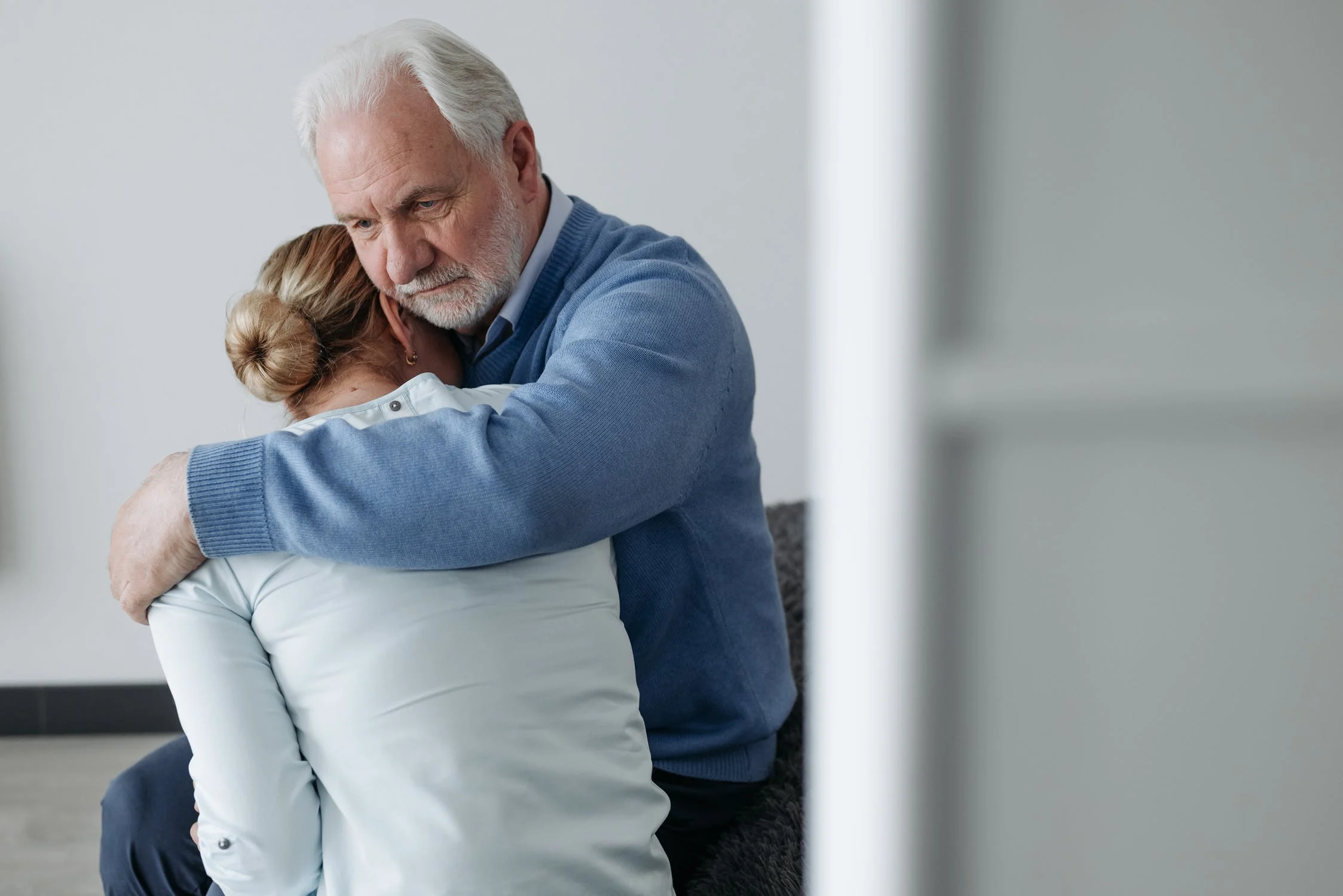 Mental Health in Seniors: Common Issues, Risks, and Tips