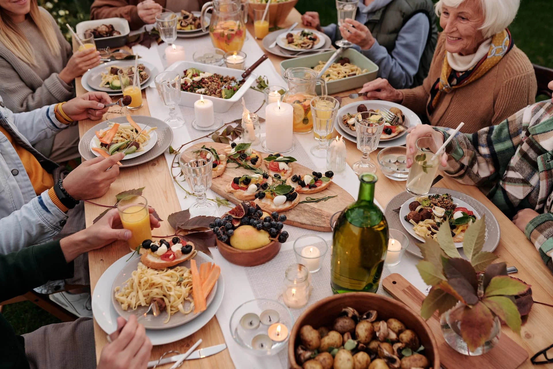 Preparing for the Holidays: How to Identify and Manage Health Decline in Aging Family Members